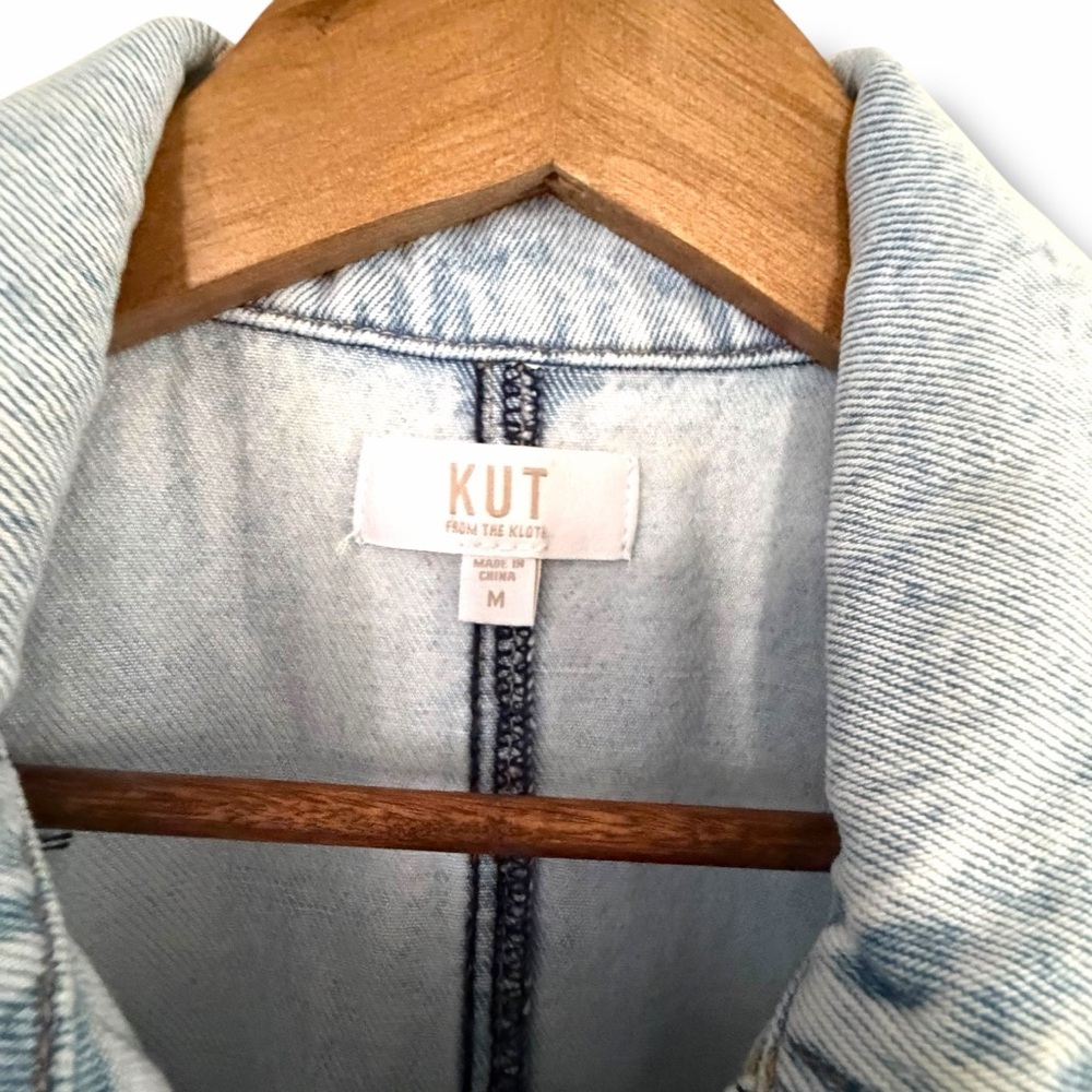 Kut from the Kloth Gretel Denim Shirt Dress Size  Medium Light Wash - Picture 9 of 15